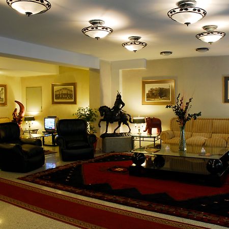 סנטיאגו Windsor Suites Hotel מראה חיצוני תמונה